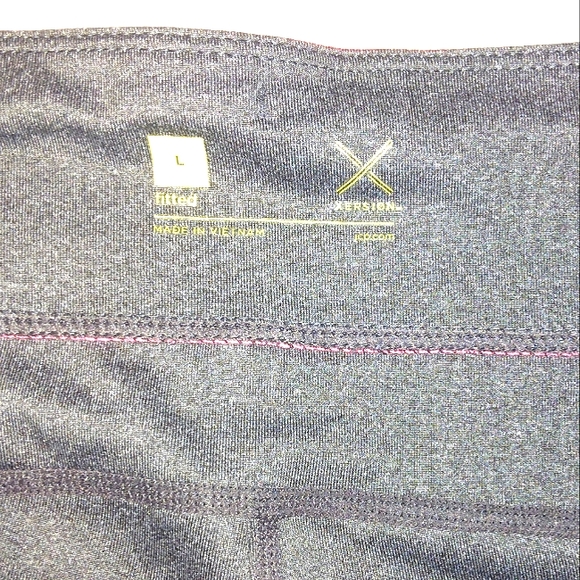 NWOT~XERSION~Women's Moisture Wicking Athletic Capri Pants~Large - Picture 10 of 14